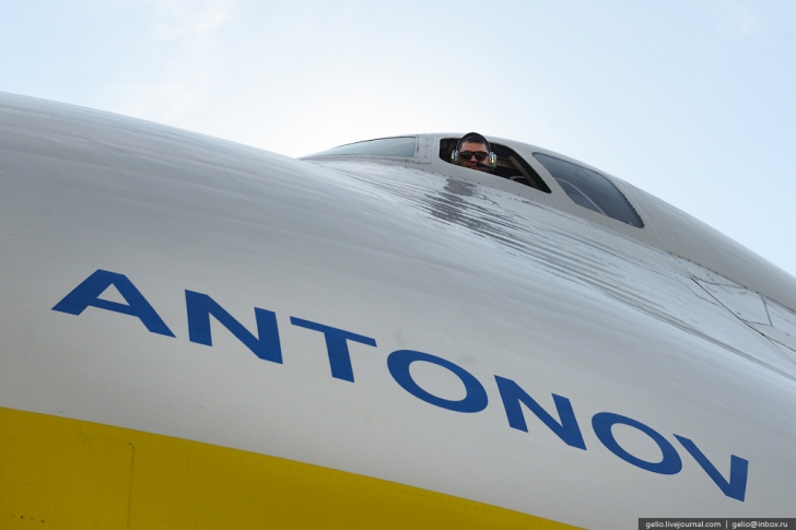 Самый большой самолет в мире Ан-225 «Мрия»