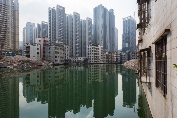 Гуанчжоу: трущобы и небоскрёбы