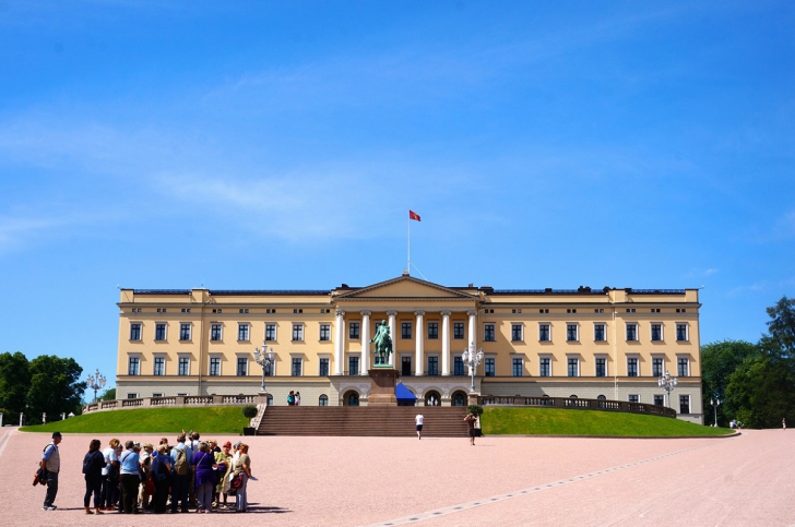 Резиденции современных президентов и королей