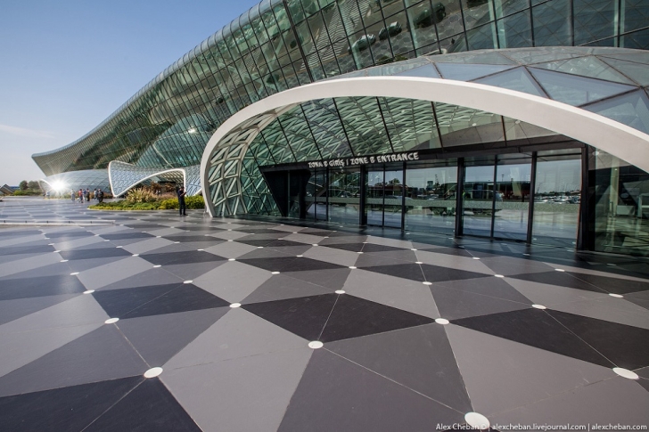 Самый красивый аэропорт в мире: Баку, Азербайджан